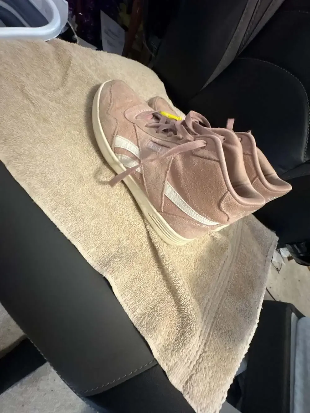 Reebok High Top Sneakers Size 8.5 Pink Suede